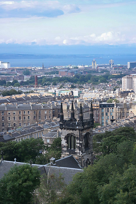 Calton hill city with sea vert 1